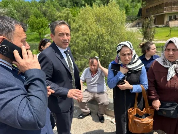 Karabük’te Korkunç Kaza! Kavşakta Otomobiller Çarpıştı